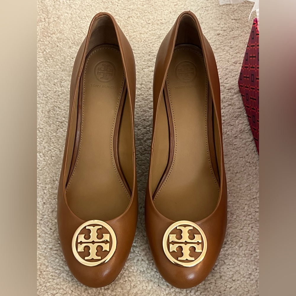 Tory Burch Tan Logo Closed Toe Wedges